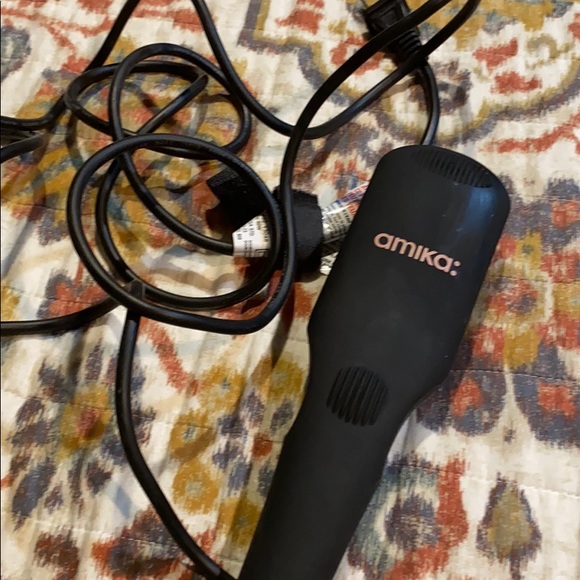 Amika Polished Perfection Straightening Brush - Picture 5 of 6